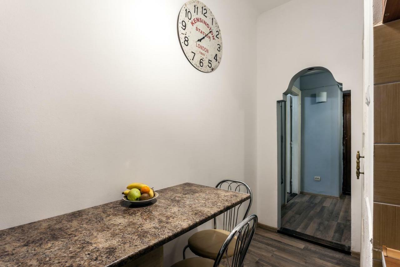 Apartment On Sharanevycha 리비프 외부 사진